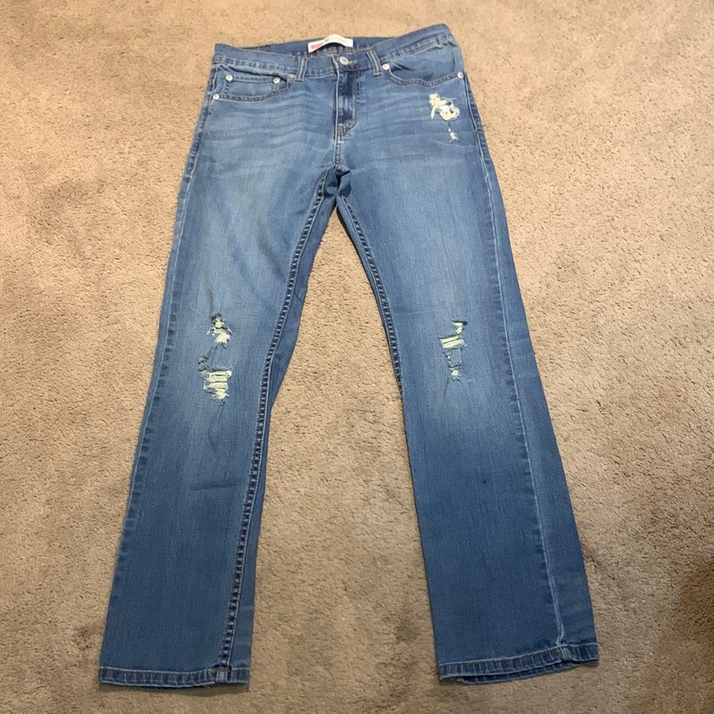 EUC Levi’s 511 slim jeans